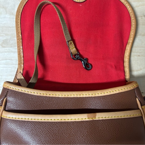 Dooney & Bourke Pebble Grain Saddle Hallie Crossbody Bag Caramel Brown VTG - Picture 11 of 16